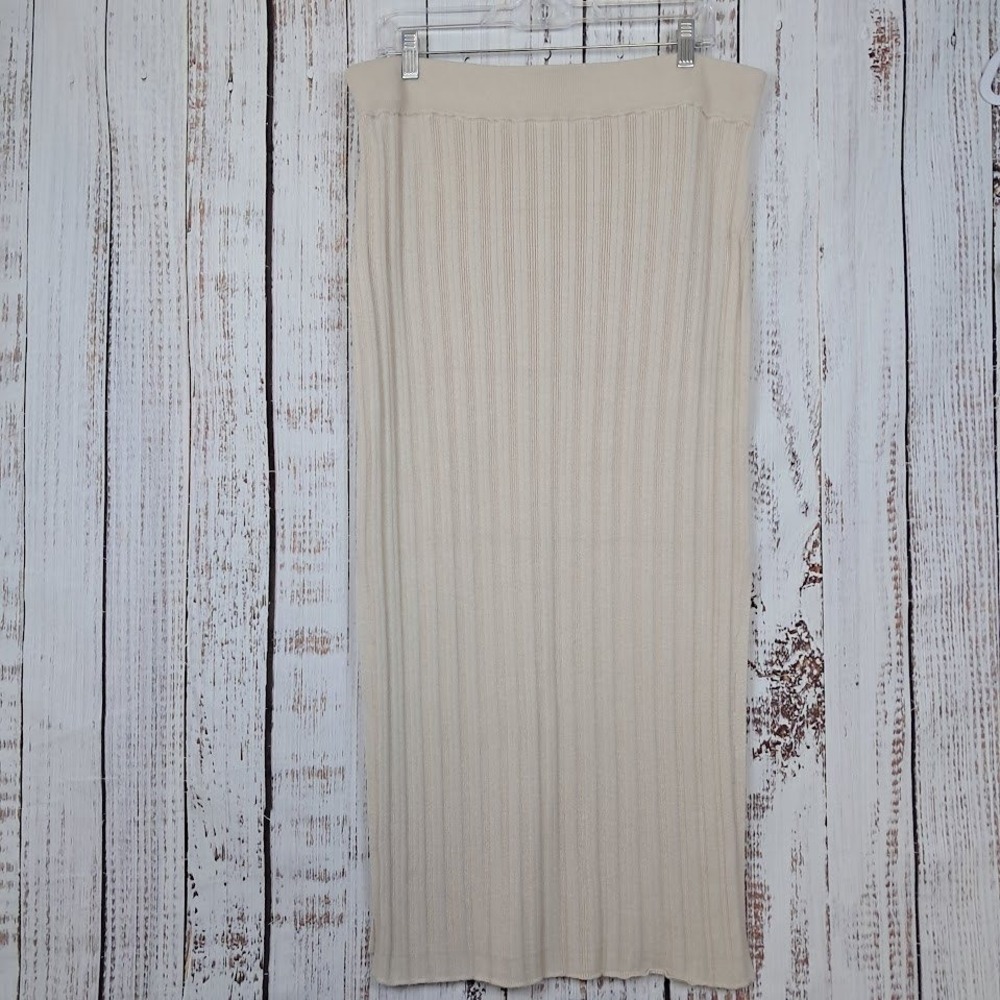 Abercrombie & Fitch XL Beige Ribbed Knit 2 Piece Midaxi Skirt and Crop Top Set - Picture 5 of 7